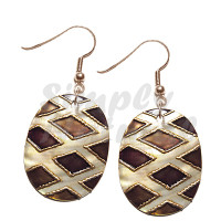 Dangling 30mmx25mm Oval Kabibe Shell , Handpainted,