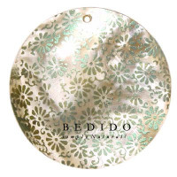 Embossed Hand Painted Shell Natural Pendant