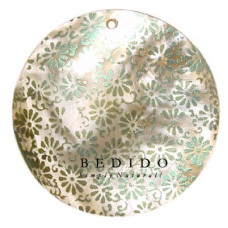 Embossed Hand Painted Shell Natural Pendant