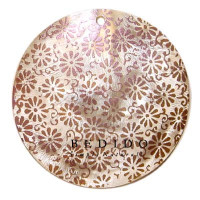 Embossed Hand Painted Shell Natural Pendant