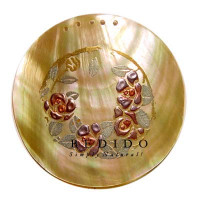 Embossed Hand Painted Shell Natural Pendant