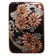 Embossed Hand Painted Shell Natural Pendant