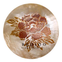 Embossed Hand Painted Shell Natural Pendant
