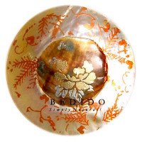 Embossed Hand Painted Shell Natural Pendant