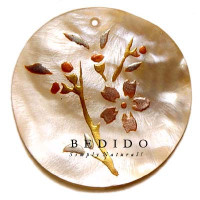 Embossed Hand Painted Shell Natural Pendant