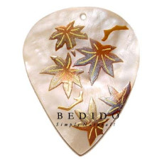 Embossed Hand Painted Shell Natural Pendant