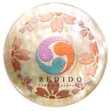 Embossed Hand Painted Shell Natural Pendant