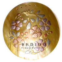 Embossed Hand Painted Shell Natural Pendant