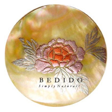 Embossed Hand Painted Shell Natural Pendant