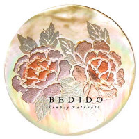 Embossed Hand Painted Shell Natural Pendant