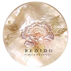 Embossed Hand Painted Shell Natural Pendant