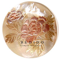 Embossed Hand Painted Shell Natural Pendant