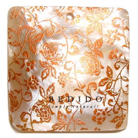 Embossed Hand Painted Shell Natural Pendant