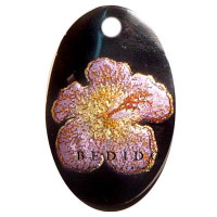 Embossed Hand Painted Shell Natural Pendant