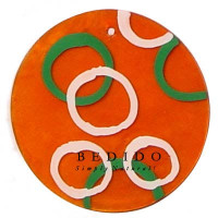 Embossed Hand Painted Shell Natural Pendant