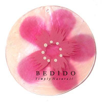Embossed Hand Painted Shell Natural Pendant