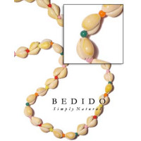 Natural Beads Lei
