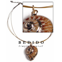 3 rows golden cable wire with land snail pendant