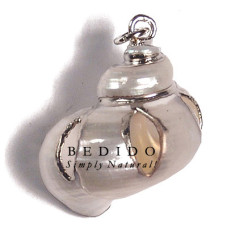 White turbo shell molten silver metal pendant
